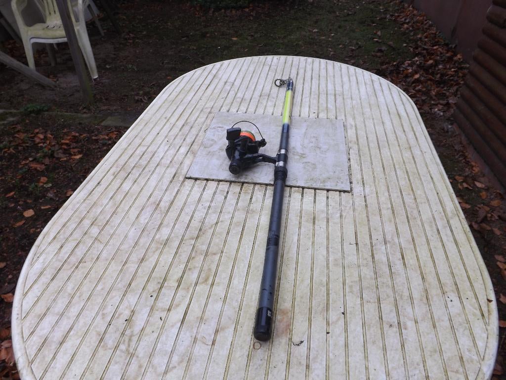 hengel van SHAKESPEARE 350 met molen op, Watersport en Boten, Hengelsport | Algemeen, Ophalen, Gebruikt, Molen