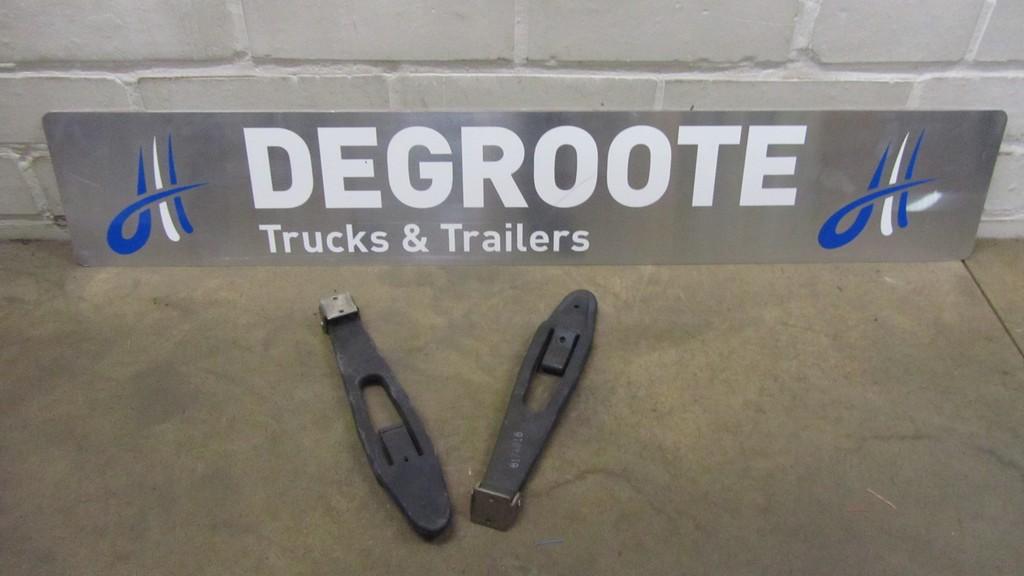 Motorkaprubber USA VOLVO VNL 8174018, Gebruikt, Volvo, Carrosserie en Plaatwerk