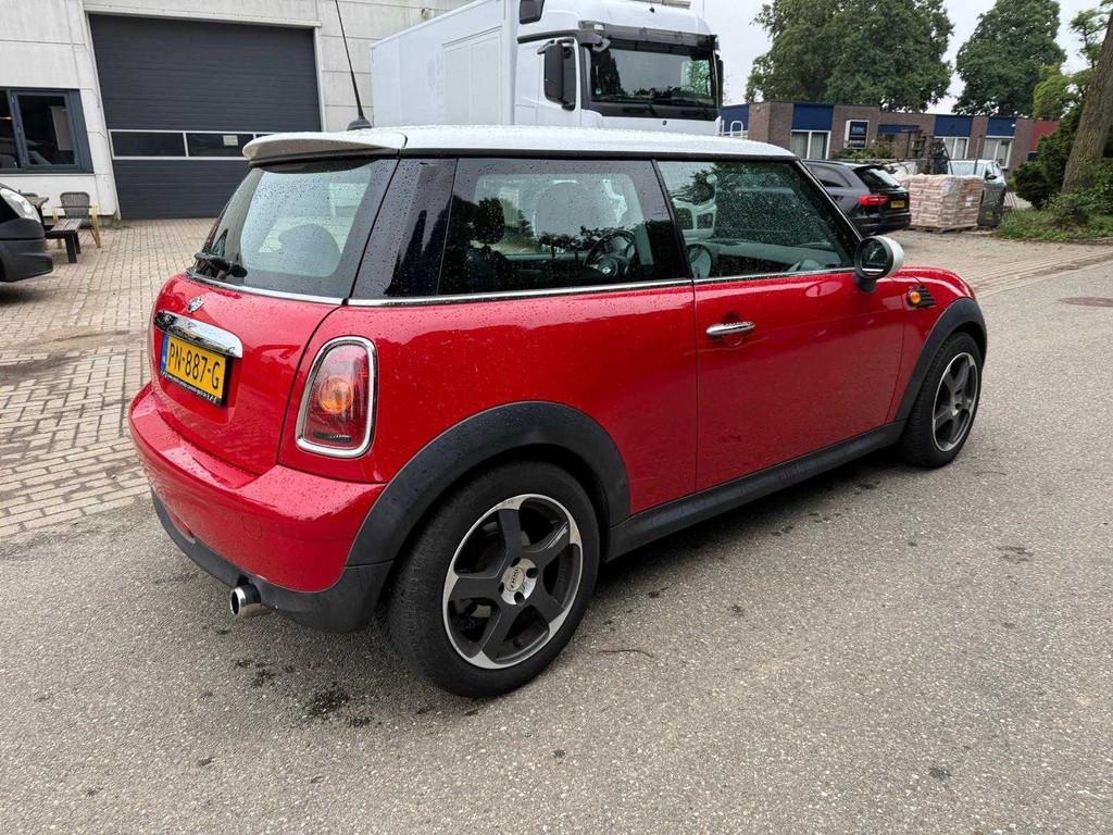 Mini Cooper 1,6 places PN-887-G 2006, Achat, Entreprise, Boîte manuelle, Autre carrosserie
