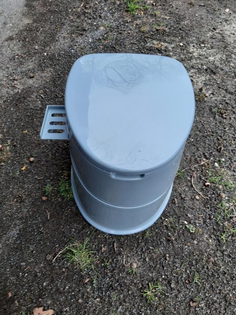 draagbaar toilet, Ophalen