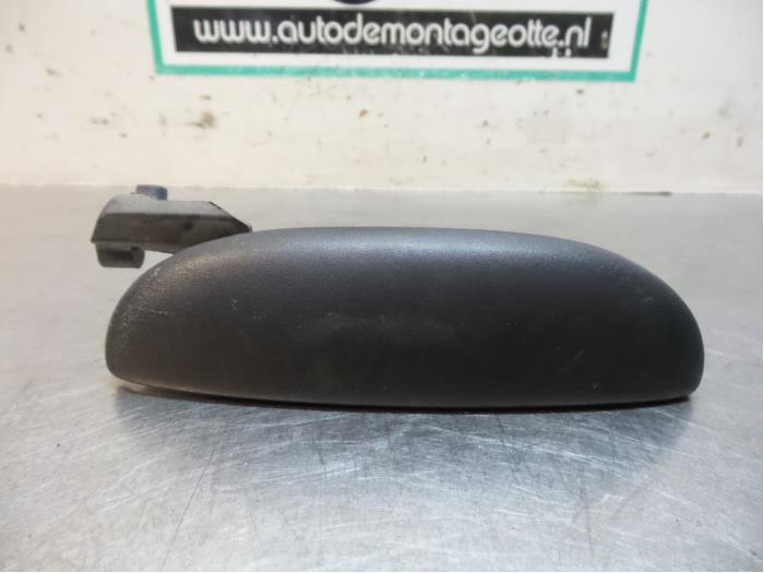 Portiergreep 2Deurs rechts van een Fiat Strada, Gebruikt, -, -, Ophalen of Verzenden