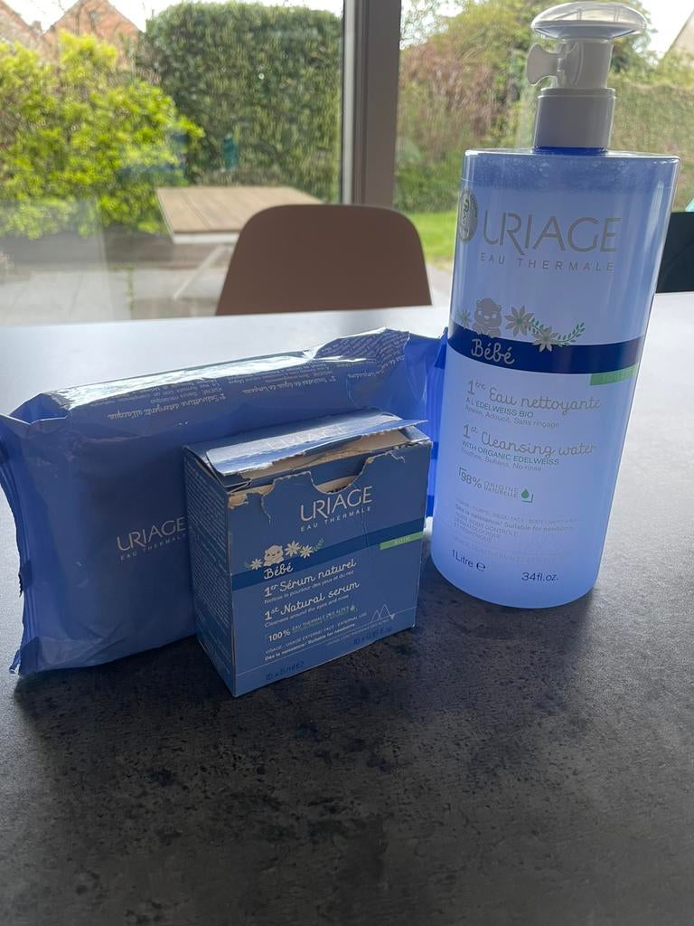 Uriage verzorging baby, Ophalen, Zo goed als nieuw