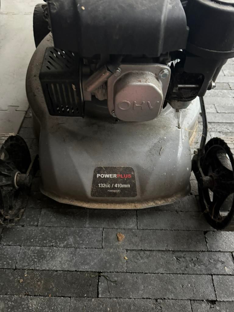 powerplus benzine grasmaaier hubo, Ophalen, Gebruikt