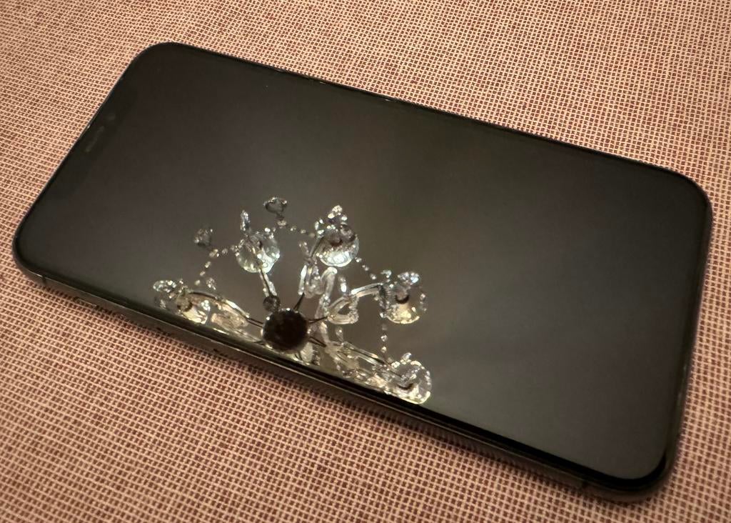 iPhone 11 Pro Space Grey 256 Go en excellent état, 256 GB, 70 %, Gris, Enlèvement ou Envoi