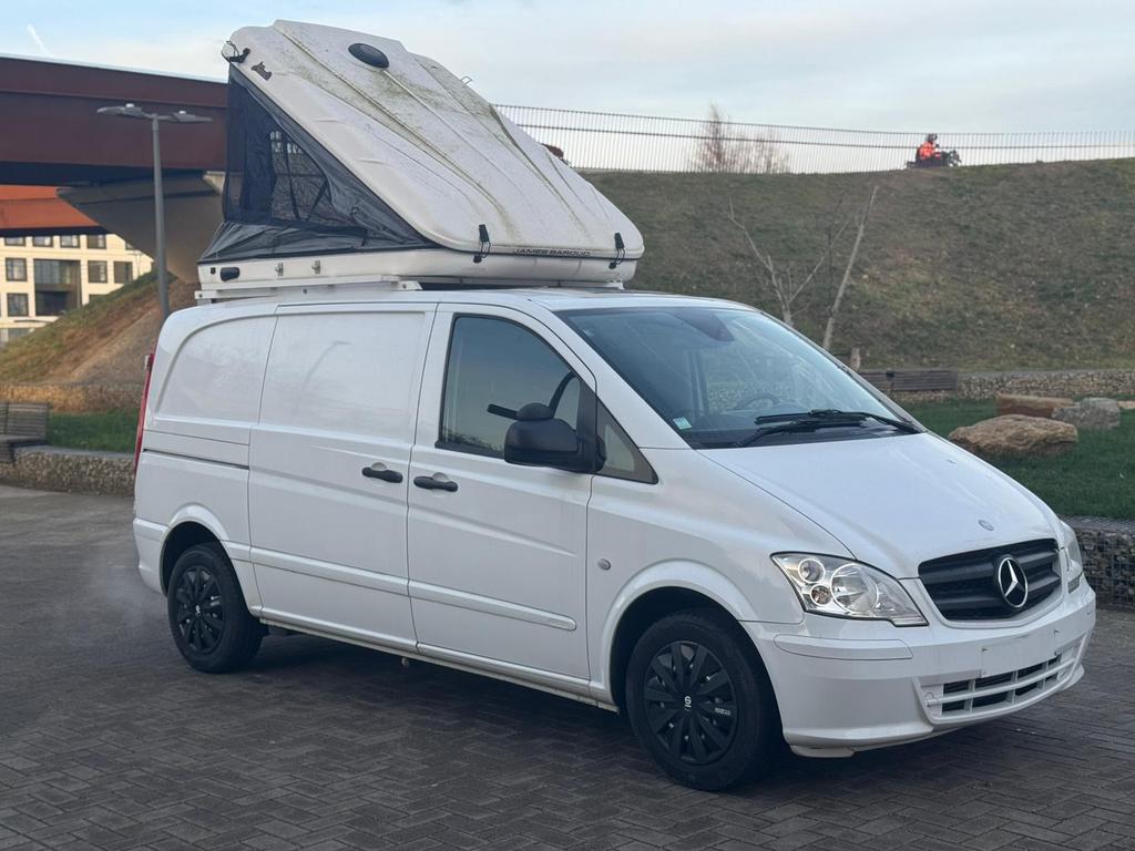 Mobile Home Mercedes Vito 2.2CDI Euro5 Airco Carplay 2013, Auto's, Voorwielaandrijving, Euro 5, Stof, Zwart