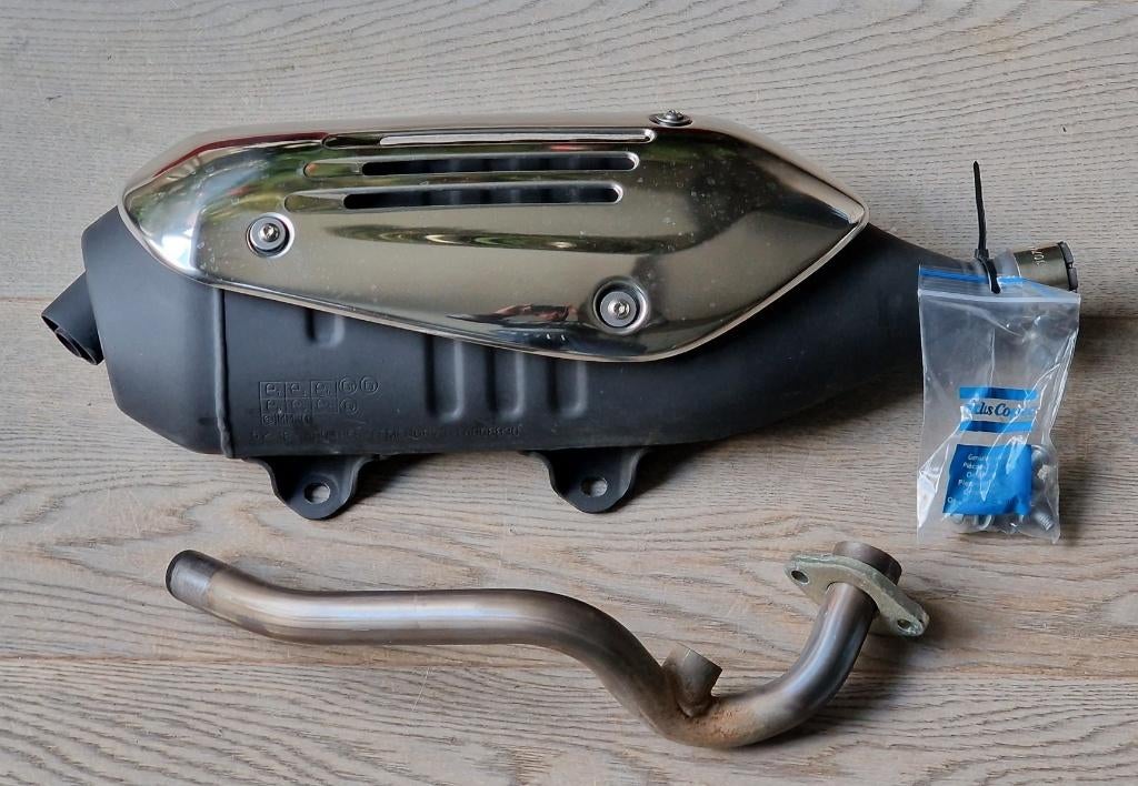Originele Uitlaat Vespa GTS compleet met bocht, Ophalen of Verzenden, Nieuw