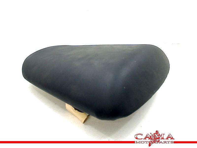 SIEGE ARRIÈRE ZX 6 R 1998-1999 (NINJA ZX-6R ZX600G-H), Dhr. S. di Majo, Utilisé, Info@cama-motorparts.nl, P.J. Troelstraweg 8 8
3144 CX  MAASSLUIS, NL