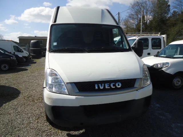 Iveco Daily l3h2,2.3 d ,135 pk ,195 dkm ,3250+( export), Achat, https://public.car-pass.be/vhr/d47af296-657b-4b82-8630-841fc6168779