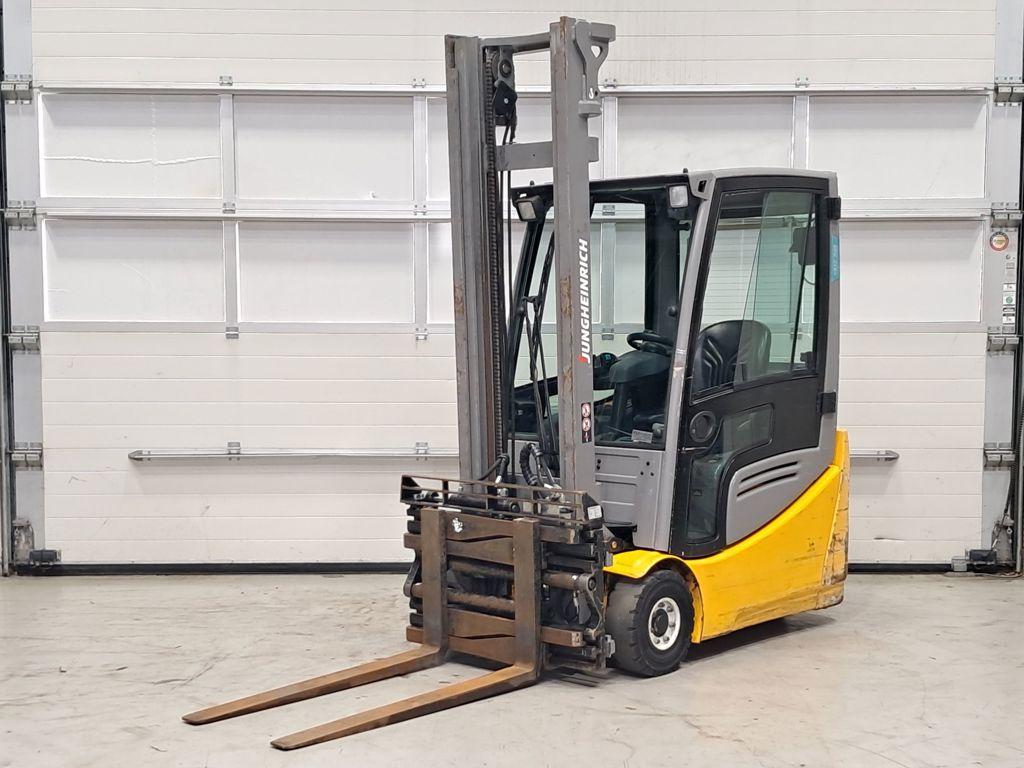 JUNGHEINRICH EFG 216k, 1000 tot 2000 kg, Elektrisch, Reachtruck, JUNGHEINRICH