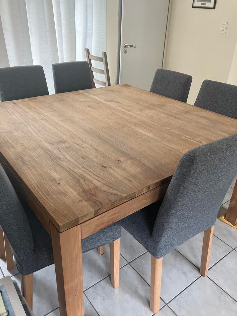 Massieve teak vierkante tafel, Huis en Inrichting, Complete eetkamers, Zo goed als nieuw, Ophalen