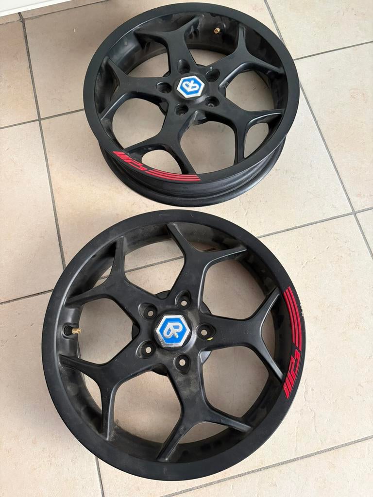 Jante mp3 13 pouces, Motos, Enlèvement ou Envoi, Comme neuf