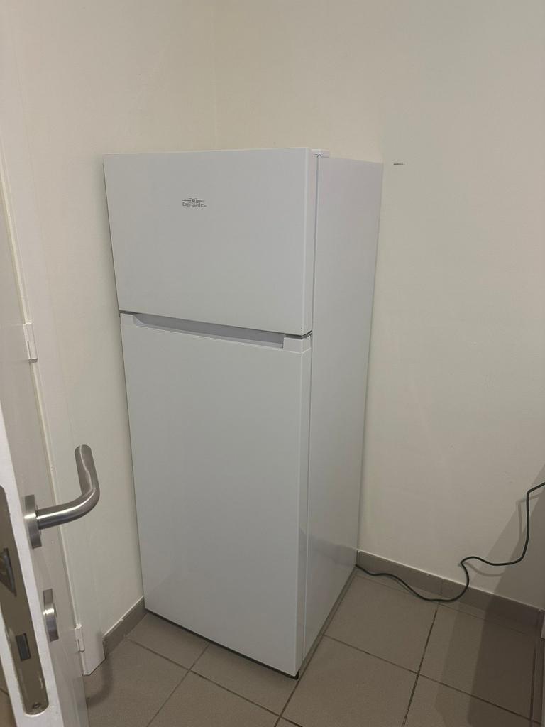 EVERGLADES EVTD3024 - Frigo-congélateur, Enlèvement, Comme neuf