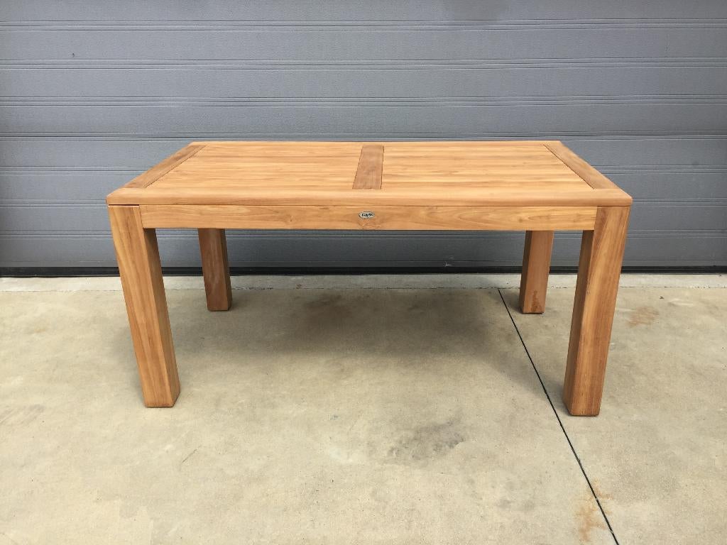 (153) Meerdere verschillende massieve tuintafels in teakhout, Ophalen, Nieuw, Vierkant, Teakhout