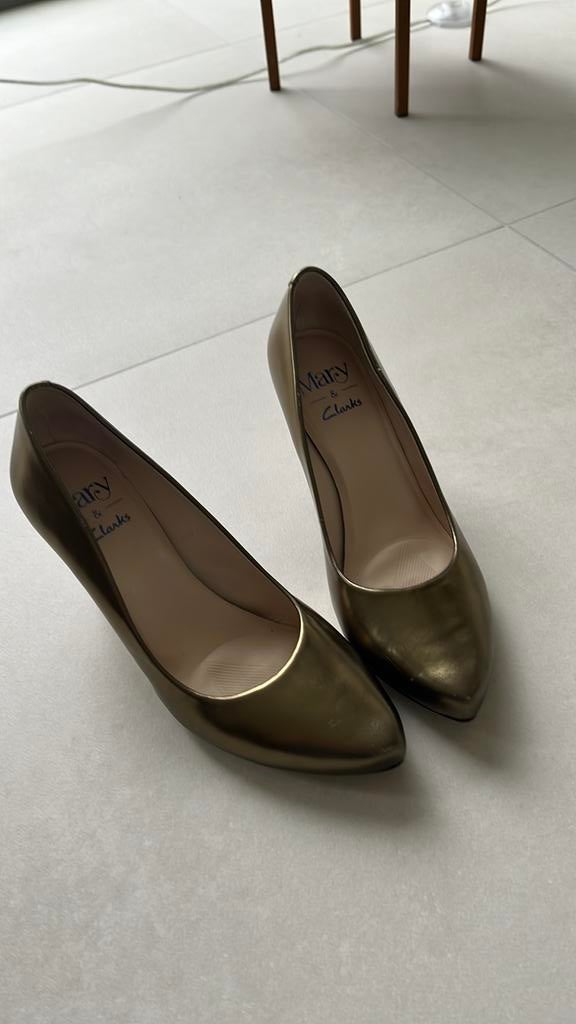 Mary & Clarks 38, Ophalen, Zo goed als nieuw