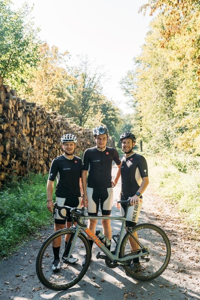 wielershirt en wielerbroek castelli cycling paix dieu xl, Ophalen of Verzenden