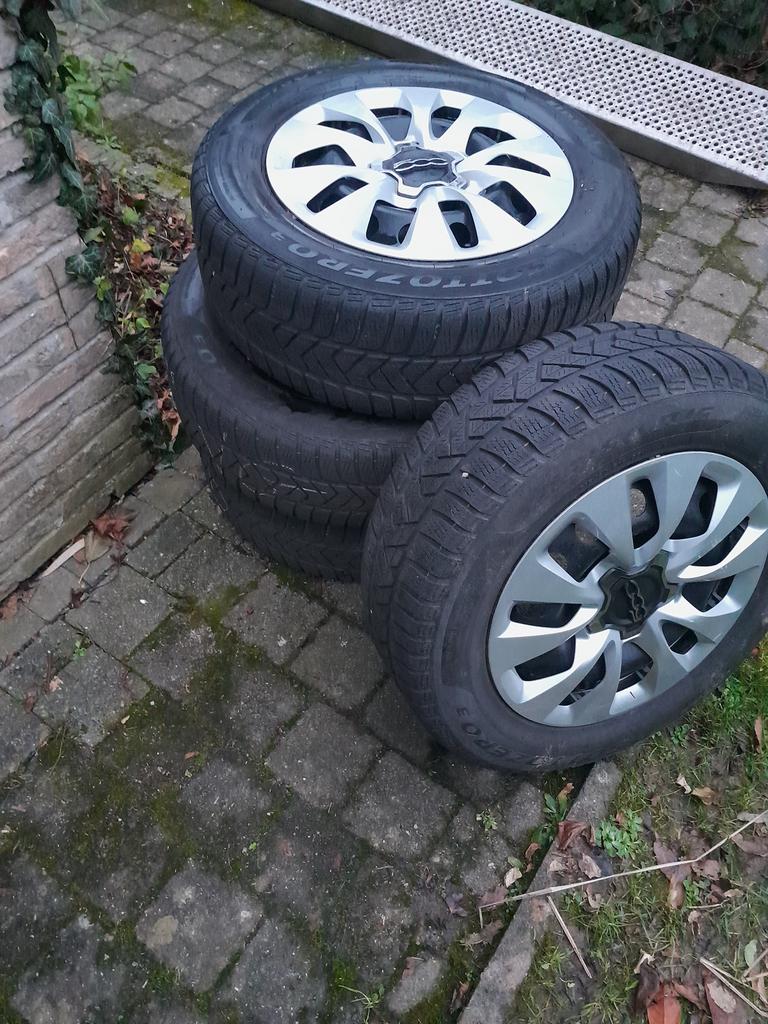 Jantes + enjoliveurs fiat, Enlèvement, Utilisé