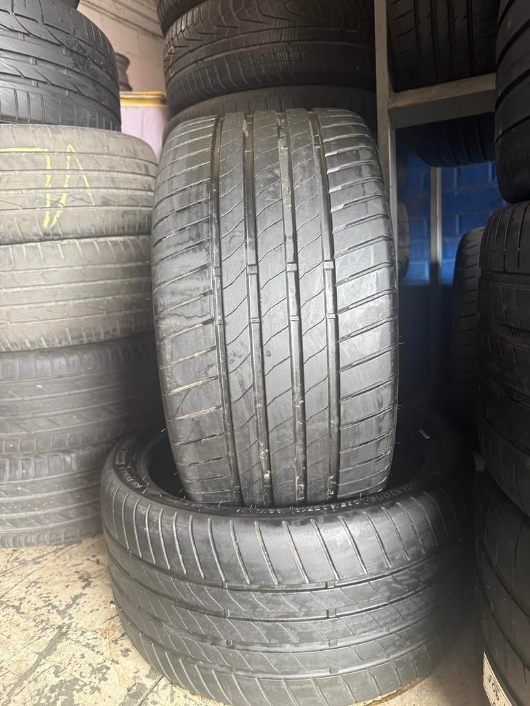 265/30/19 Bridgestone avec montage et équilibrage, Enlèvement