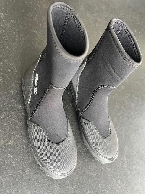 Chaussure de pluie en néoprène Sparco Kart taille 39, Enlèvement ou Envoi, Comme neuf, Vêtements ou Chaussures