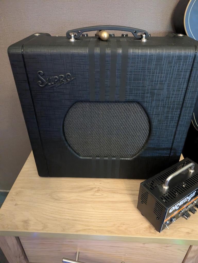 Supro Delta King 10 combo 5w, Enlèvement