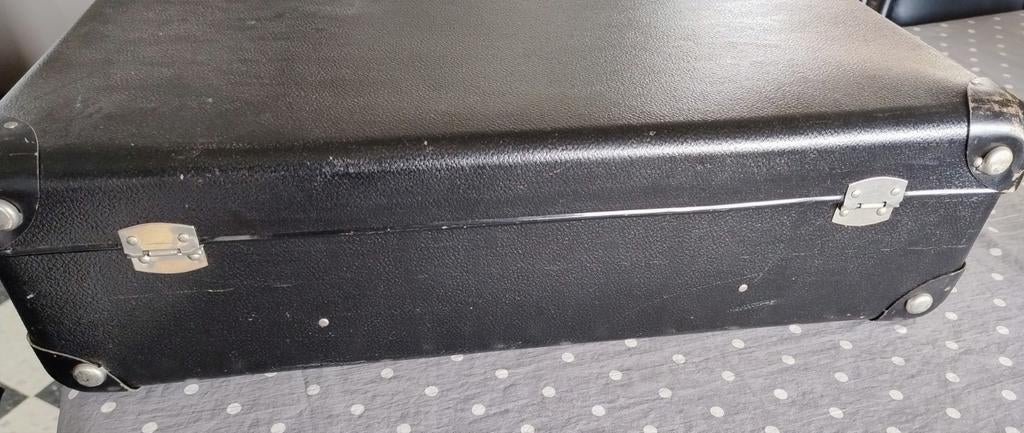 Valise  "en carton", Enlèvement, Comme neuf