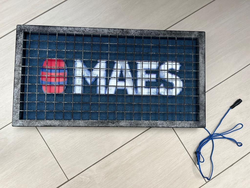 Lichtreclame  Maes 57 x 30 cm, Ophalen, Gebruikt