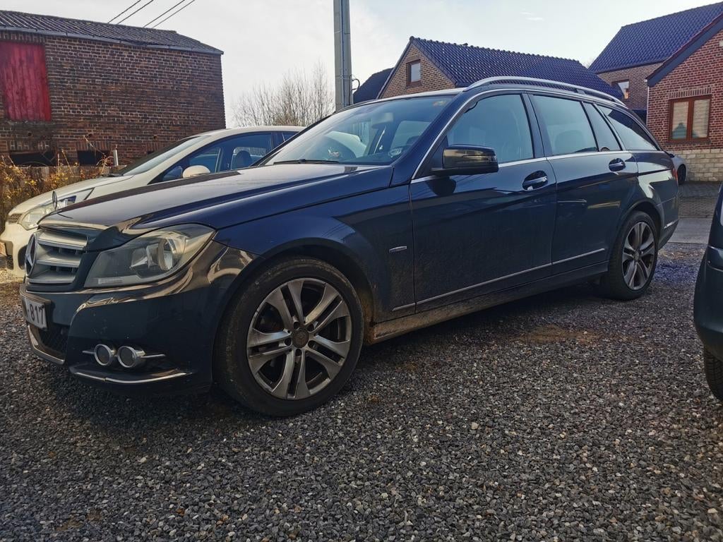 Mercedes, Autos, Achat, Série 200, Particulier, Noir