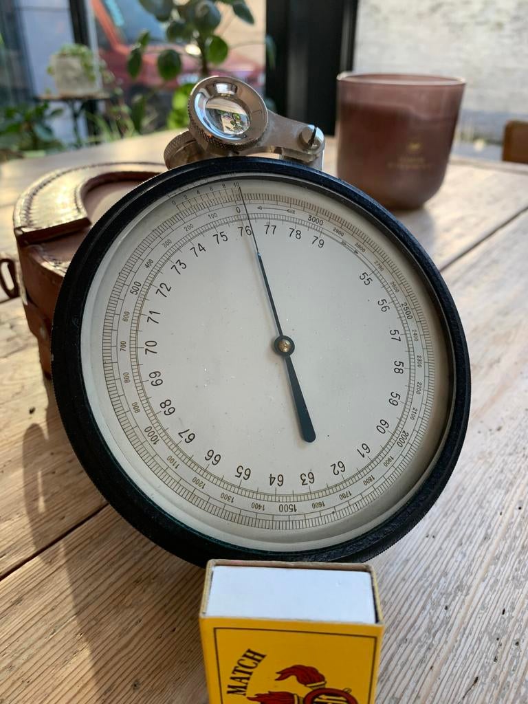 Barometrische hoogtemeter, Ophalen, Gebruikt