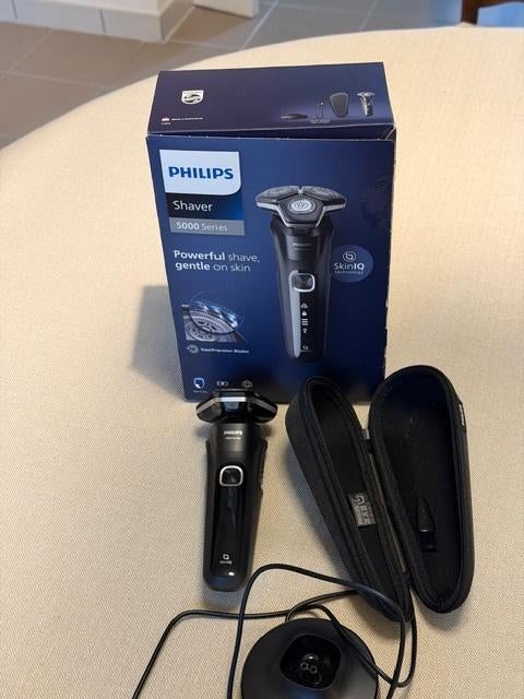 Scheerpparaat Philips 5000, Ophalen, Zo goed als nieuw, Scheren en Epileren