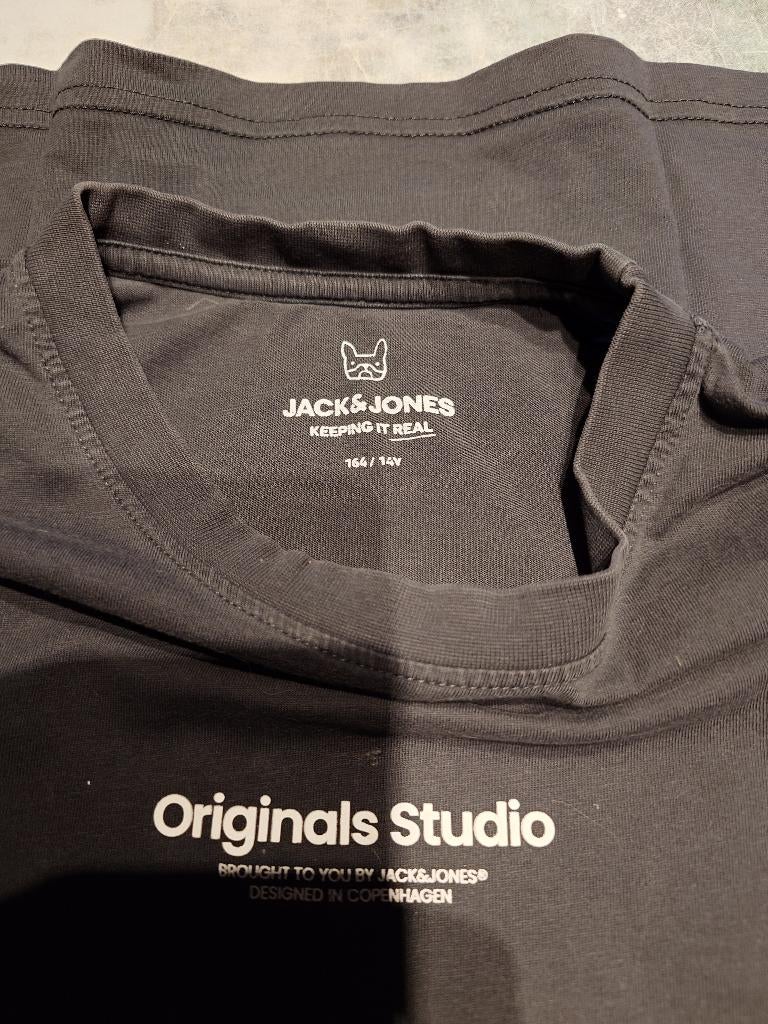 T-shirt Jack & Jones 164j zwart, Enfants & Bébés, Vêtements enfant | Taille 164, Garçon, Enlèvement ou Envoi, Chemise ou À manches longues