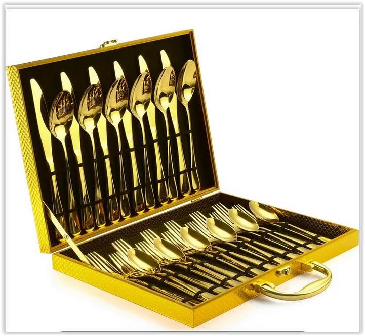 24-delige gouden roestvrijstalen serviesset Inclusief messe, Huis en Inrichting, Ophalen of Verzenden, Nieuw, Inox, Inductieplaat