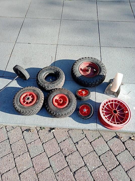 steekkar banden + zwenkwielen en bokwielen., Enlèvement