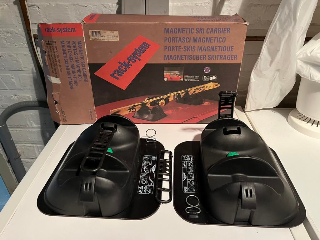 Porte skis magnétique (2paires), Enlèvement, Comme neuf