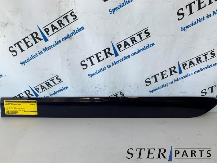 Portierlijst van een Mercedes ML-Klasse, Ophalen of Verzenden, 3 maanden garantie, Gebruikt, Mercedes-Benz