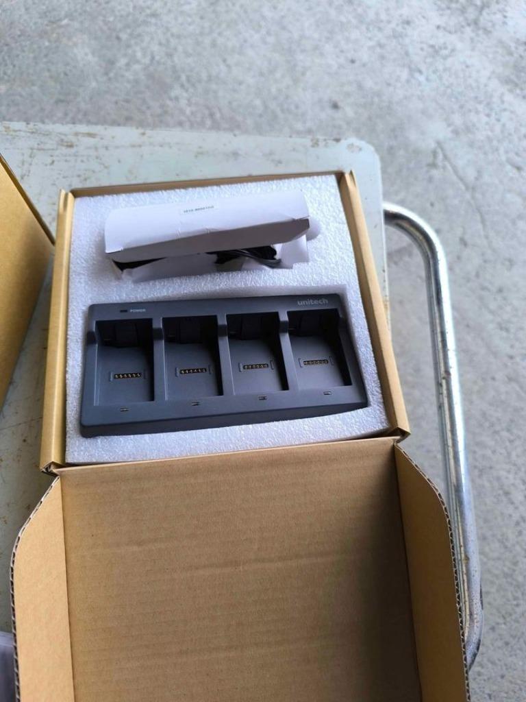 unitech H680 four slots batterie, Enlèvement, Neuf, Outillage ou Accessoires