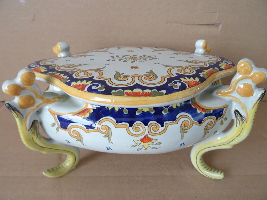 Curiosités plat de présentation en faïence style Vieux Rouen, Enlèvement ou Envoi