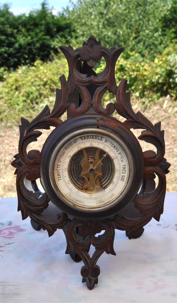 baromètre mural en bois sculpté ajouré, Antiquités & Art, Antiquités | Accessoires de maison, Enlèvement ou Envoi