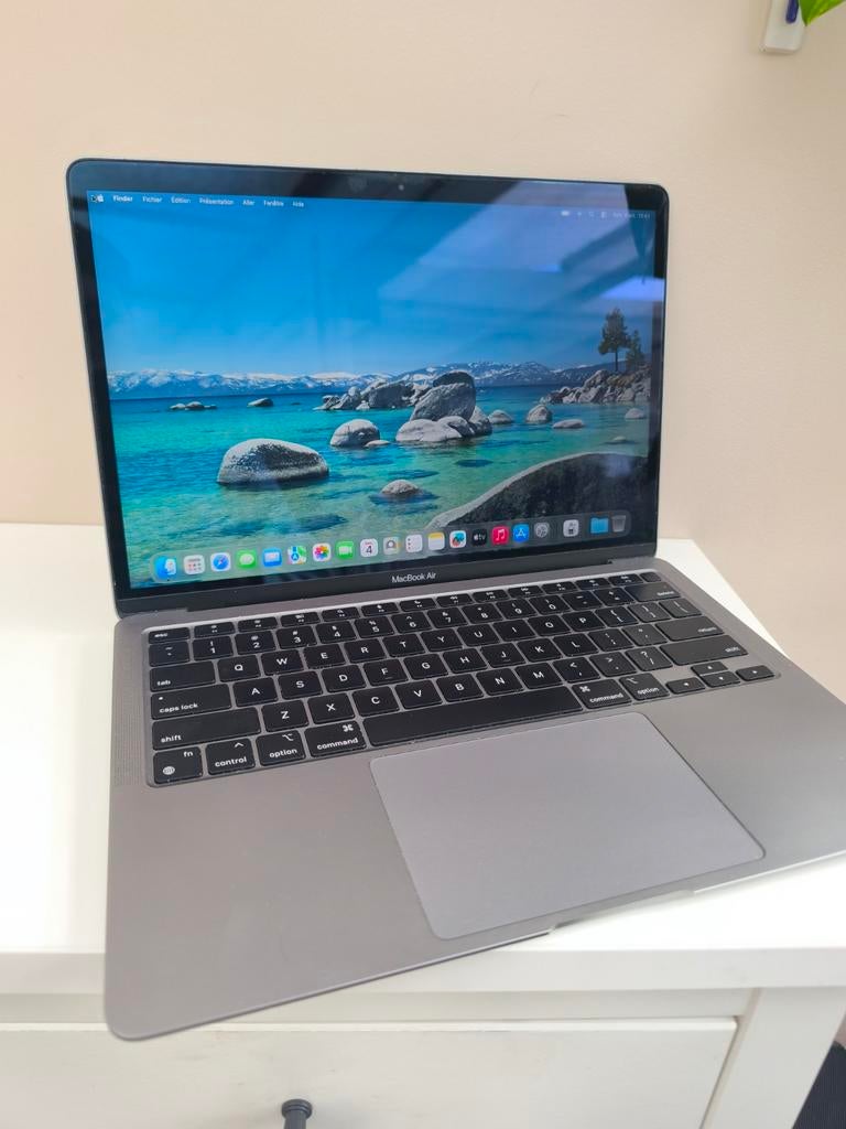 MacBook Air 2020 M1 8 Go de RAM 256 SSD, Informatique & Logiciels