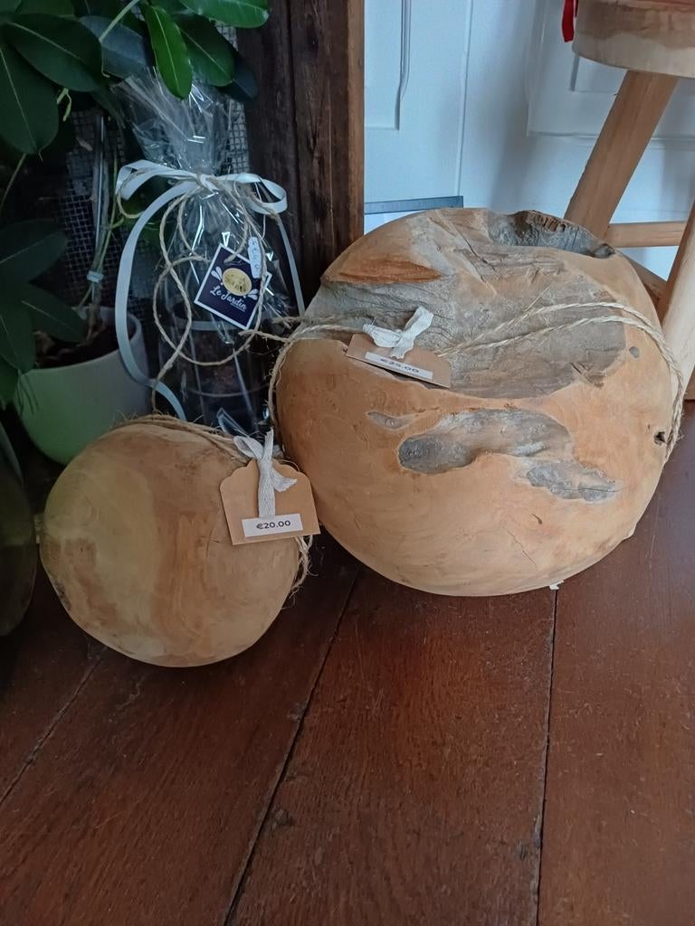 Decoratieve TEAK  bollen 20cm en 30cm, Ophalen of Verzenden
