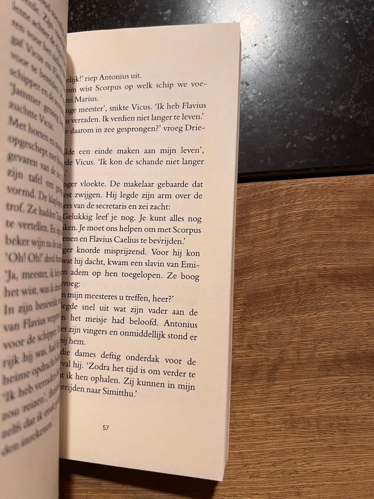 Flavius ontvoerd - R.H. Schoemans, Gelezen, R.H. Schoemans, Ophalen of Verzenden, Fictie