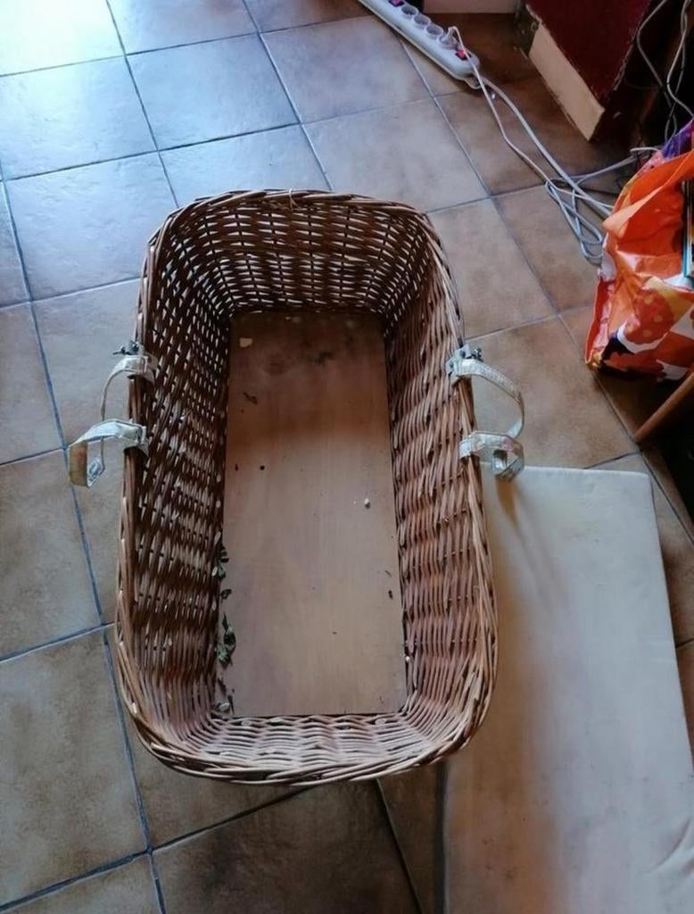 Berceau en osier, Enlèvement ou Envoi, Comme neuf, Berceau