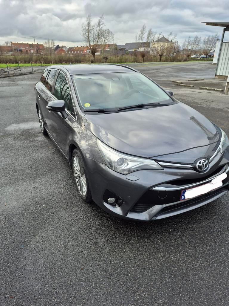 Option complète pour Toyota Avensis, Autos, Achat, Particulier, Break, Diesel
