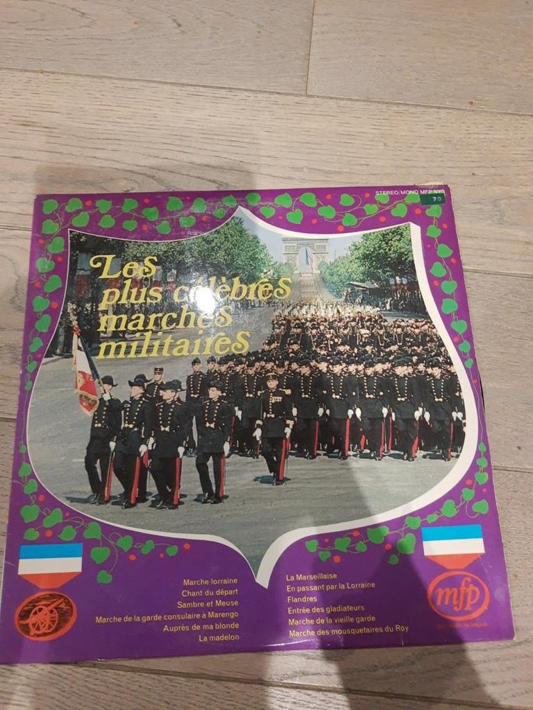 LP : les plus célèbres marches militaires, Enlèvement ou Envoi