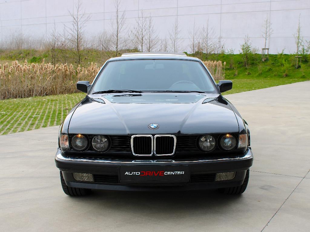 Bmw 735i E32 Oldtimer * Open dak * leder * Cruise Control, Auto's, BMW, Bedrijf, Te koop, 7 Reeks, ABS, Airbags, Airconditioning