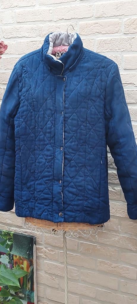 Jas 58cm van oksel tot oksel l/xl damart, Kleding | Dames, Jassen | Winter, Blauw, Maat 46/48 (XL) of groter, Ophalen of Verzenden