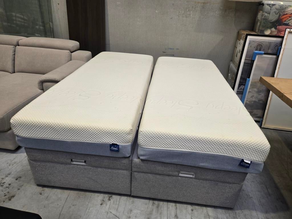 Sleepy bed 160 x 200 , bijna als nieuw, 2 x gebruikt., Ophalen, 200 cm