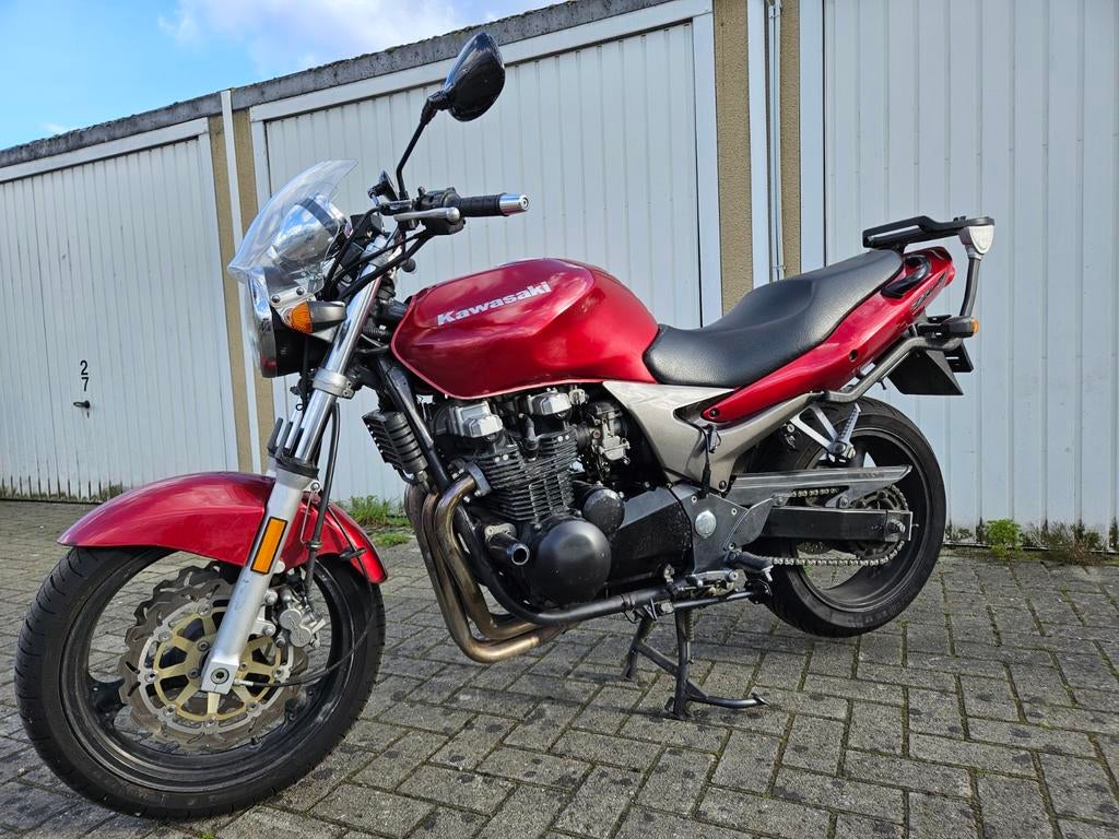 Kawasaki ZR-7 avec 26 500 km, Motos, Permis Moto A, 738 cm³, Plus de 35 kW, Échappement sport