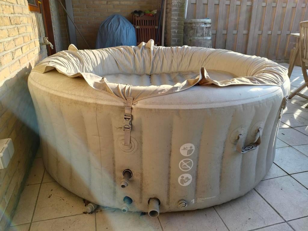 Jacuzzi, Jardin & Terrasse, Bains à remous et Spas, Enlèvement, Utilisé, Pompe