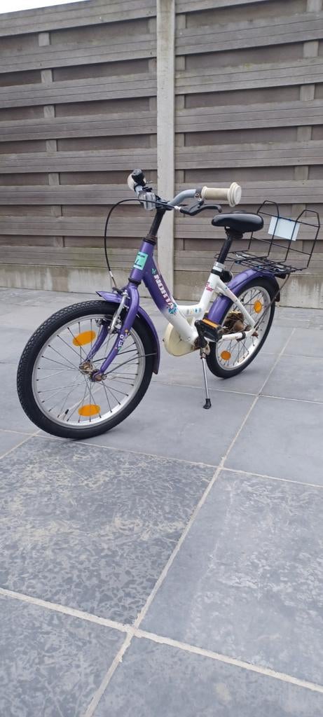 Meisjesfiets, Enlèvement