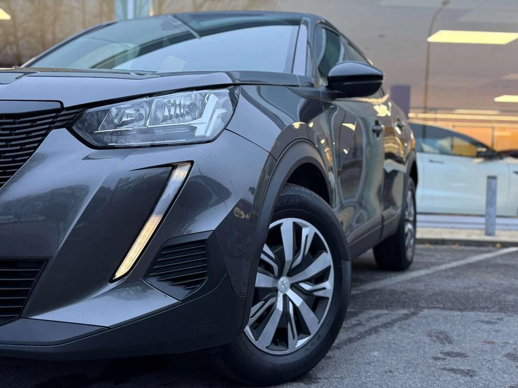 Peugeot 2008 CARPLAY / NAVIGATIE / CAMERA / AIRCO / GARANTIE, Autos, Achat, Euro 6, Entreprise, Boîte manuelle