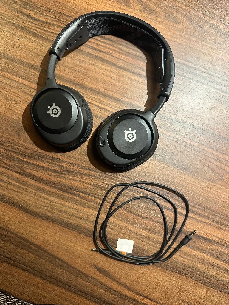 SteelSeries Arctis Nova 1 Gaming Headset, Mute-functie, Ophalen of Verzenden, Zo goed als nieuw, Bedraad